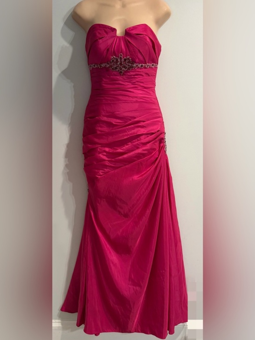 FLIRT by Maggie Sottero Pink Corset Strapless Rhinestone Gown Prom Party size 6